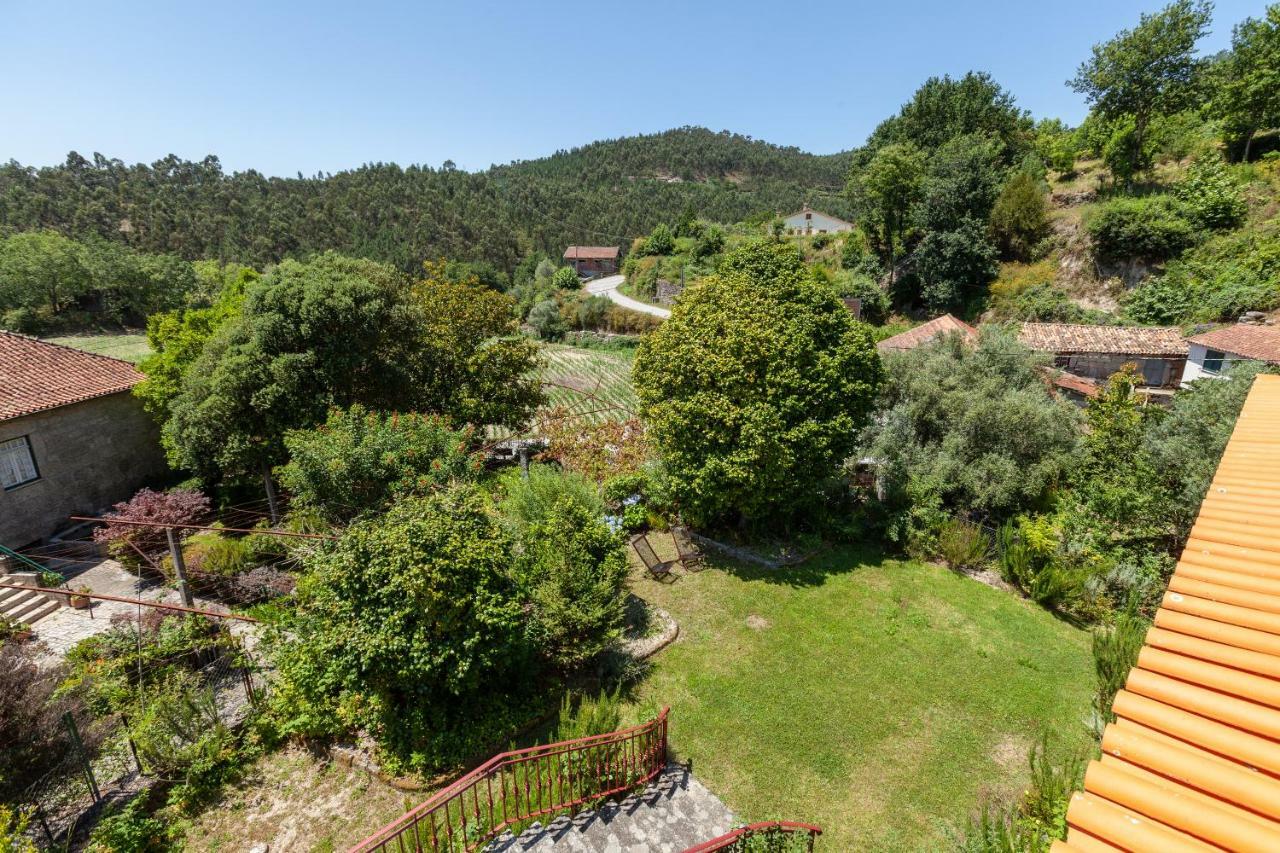 Casa Do Eido - Sustainable Living & Nature Experiences Geres Exteriér fotografie
